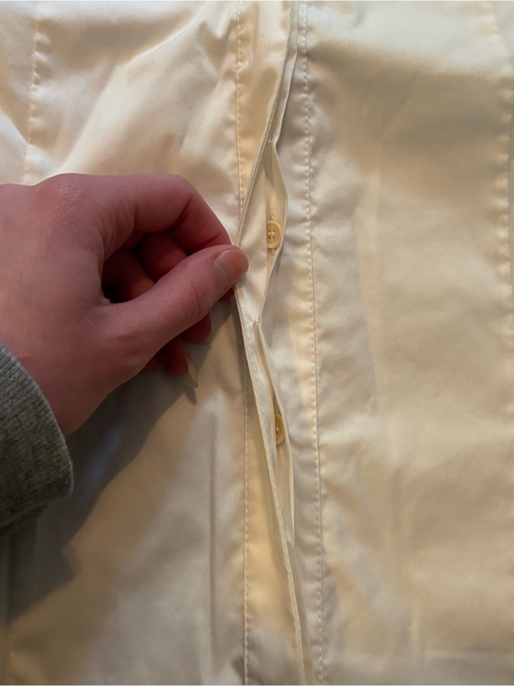 Akris Punto White Mech Button Up - Picture 4 of 13